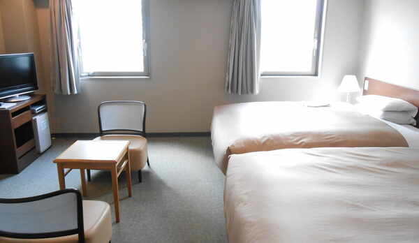 ファミリールーム♪３０平米で♪１６０センチ幅のクィーンベットが２台にて繋げると３メートル超えで広々♪