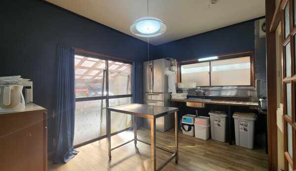 【客室】連泊専用部屋（6畳間＋キッチン）