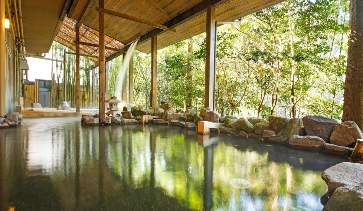 火の谷温泉 美杉リゾート 料金比較 宿泊予約 価格 Com