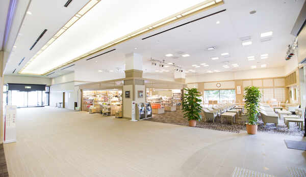 エントランスホール