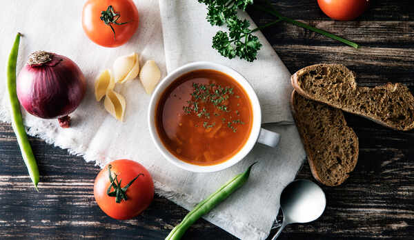 ＜朝食＞朝食では温かいスープもご用意。優しい味覚は朝にぴったりのメニューです　　