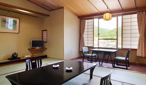 【和室10畳〜】スタンダード客室【紅館】