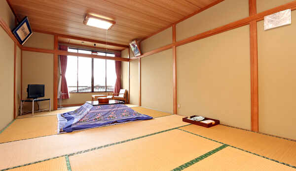 和室14畳◆広々としたお部屋です。グループやご家族様でのご利用にオススメ♪