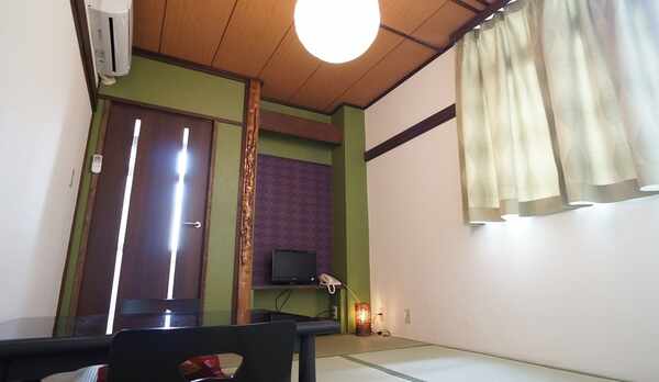 リニューアル６畳和室（トイレ付き）