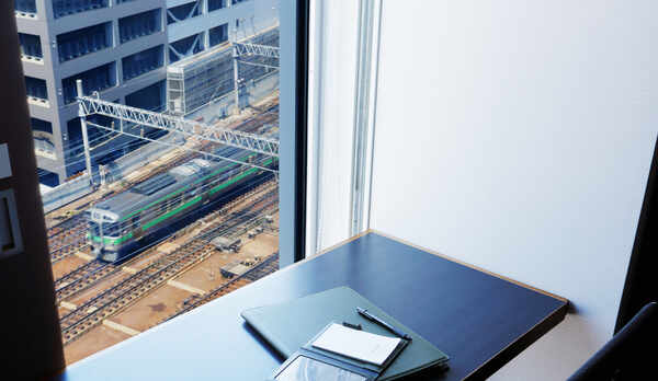 トレインビュー（一部の客室からJR函館本線・学園都市線が望めます）