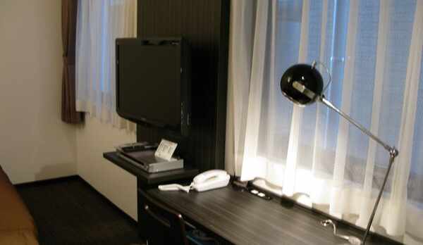 ダブルルームデスク