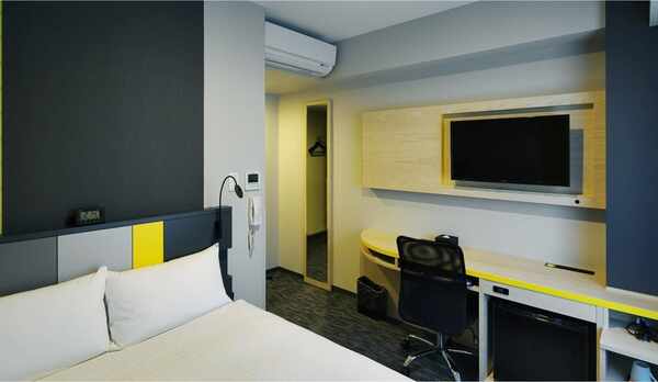 シングル/ダブルルーム