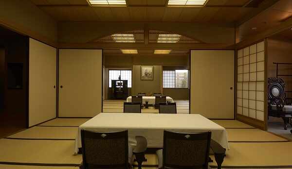 貴賓室和室は１８帖、１５帖、８帖の3室をご用意。趣と贅をつくした空間です。