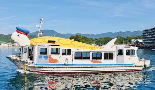 送迎船「浦島丸」