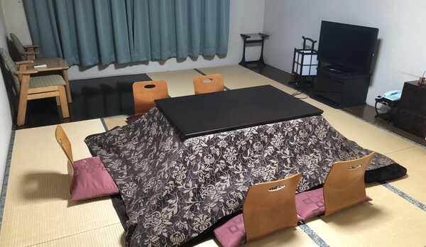 客室・炬燵あり