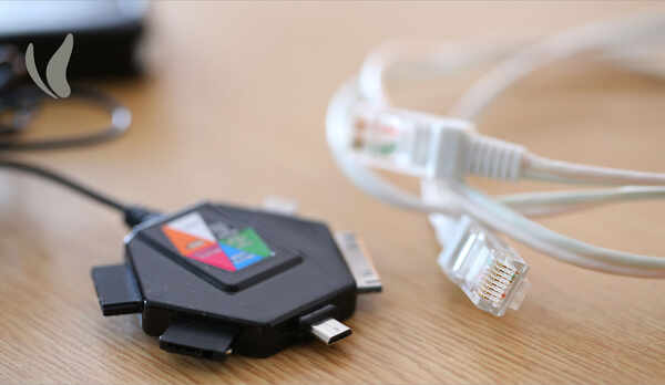 携帯マルチ充電器・ＬＡＮケーブル（全客室）