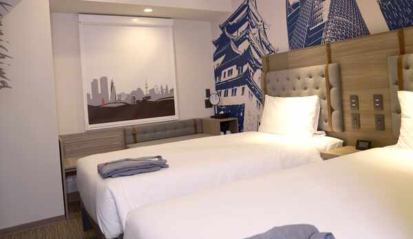 スーペリアツイン　17㎡　幅100㎝のシングルベッド2台