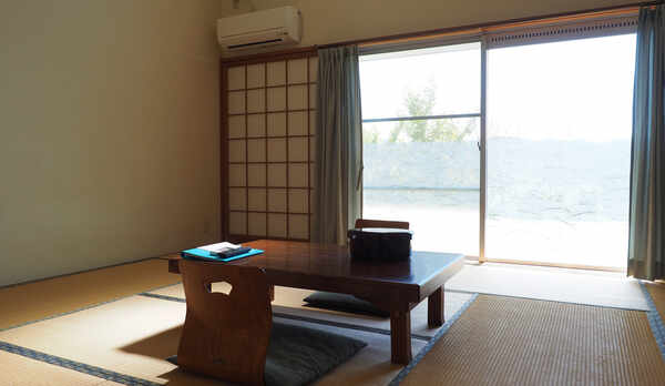 別館・和室10畳・山（一例）