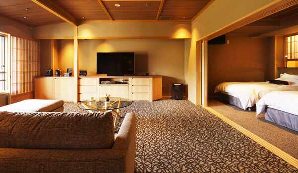 デラックス和洋室（和室10畳+リビングルーム12畳+ベッドルーム）