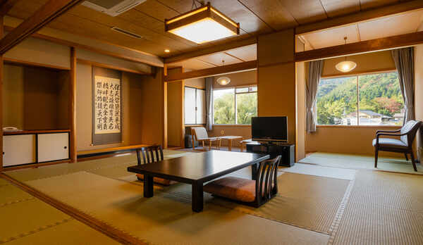 朝霧の館（大部屋和室イメージ）