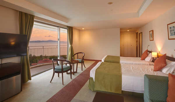 【あがり館】エグゼクティブオーシャン 眺望が自慢のハイクラスルーム。（バストイレ別）