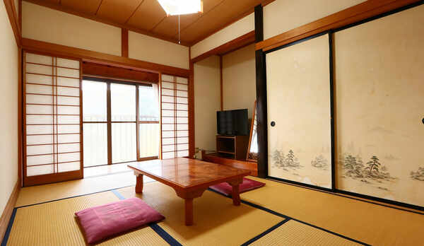 ２階和室6畳★くつろぎの空間