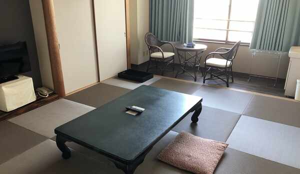 一部客室を琉球畳へプチリニューアル