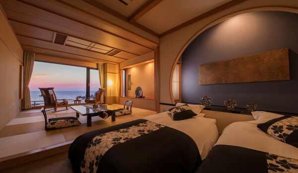 【別館・展望風呂付和洋室】まるで海にうかんでるようなオーシャンビュー