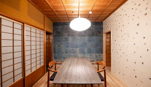 主屋 残月 リビング