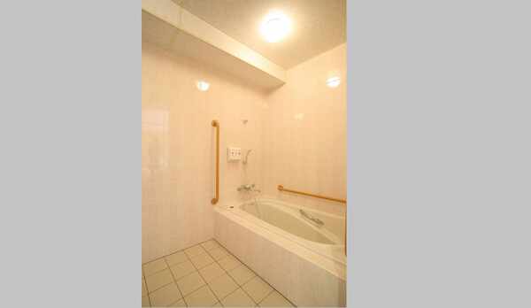 ◆ツインルーム（バリアフリー対応）バスルーム