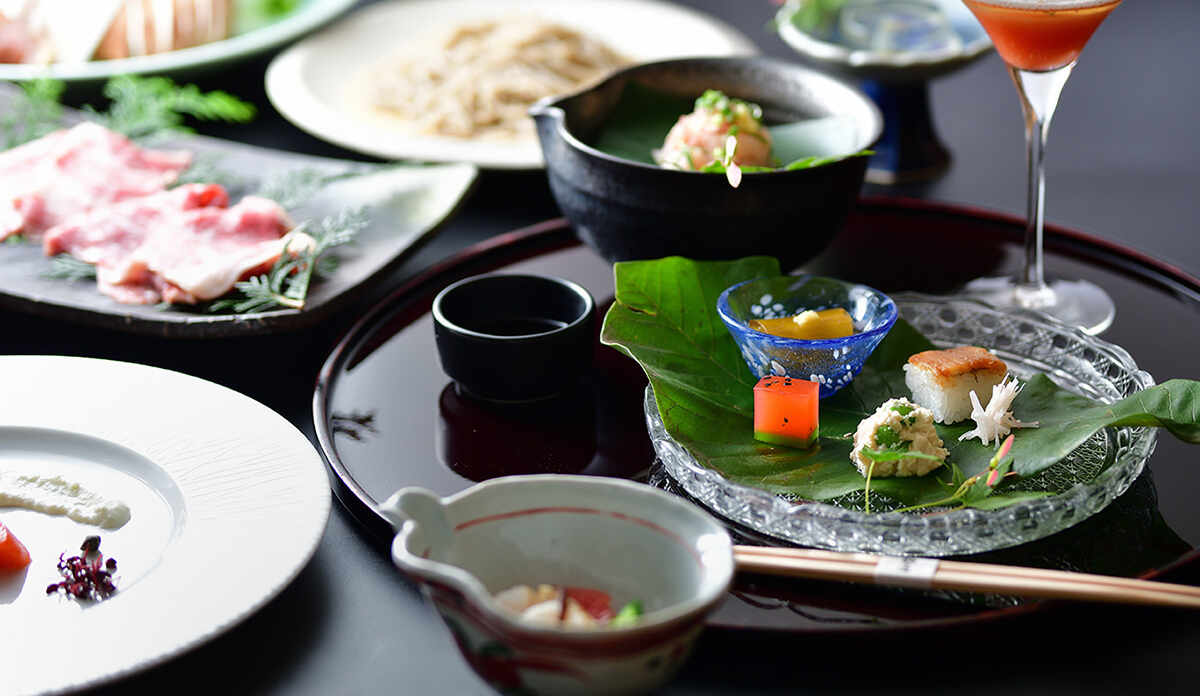 四万温泉 鹿覗きの湯 つるや 料金比較・宿泊予約 - 価格.com