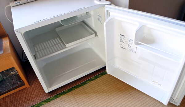 空　冷蔵庫
