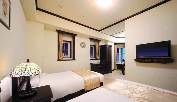 デラックスコーナーツイン