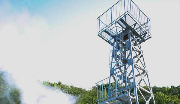 *周辺/温泉たまご作り体験ができる噴湯公園の源泉やぐらまで当館から徒歩5分です！