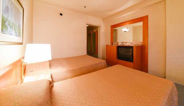 *スタンダードツイン／イタリアンテイストのインテリアで統一されたお部屋