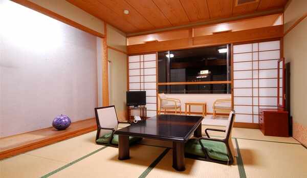 別館和室１０畳　一例