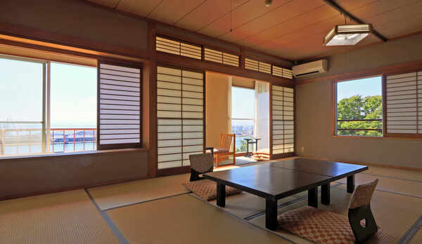 【10畳和室】海の音を聞きながらゆっくりとお過ごしください