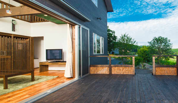 そっちのO-heya テラス