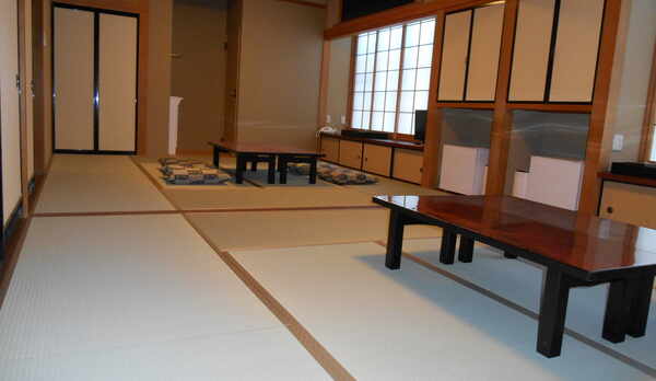 16畳和室