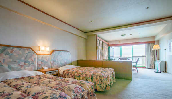 【客室】≪オーシャンフロント≫デラックス洋室50㎡ 6〜8F