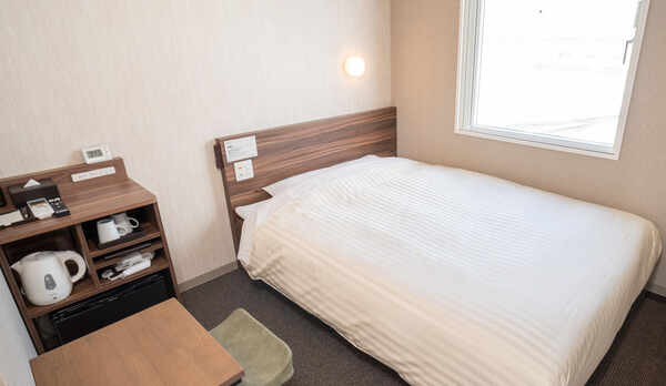 【スタンダードルーム】眠りを追及した150cm幅のワイドベッドと適度な硬さのマットでぐっすり