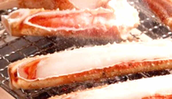 ・【夕食(一例)】焼きカニ