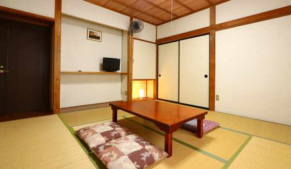 《和室8畳》ご夫婦やカップルの方にオススメ♪