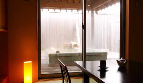 露天風呂付離れ　松風庵　（客室）