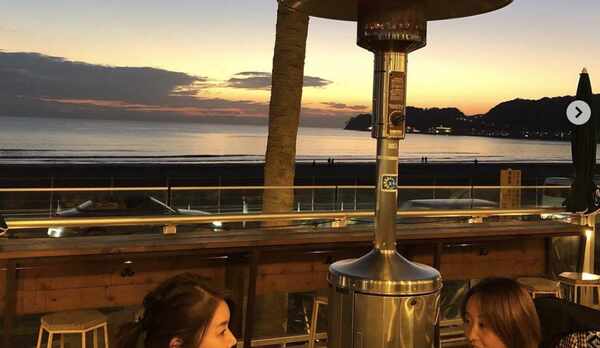 テラスに屋外ストーブを設置しました。