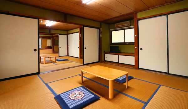 柚子の間【和室12+8畳】