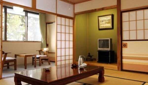 和室10畳・バス・トイレなし