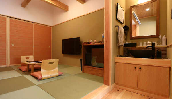 客室-はる-■ピンクがメインカラーのお部屋です