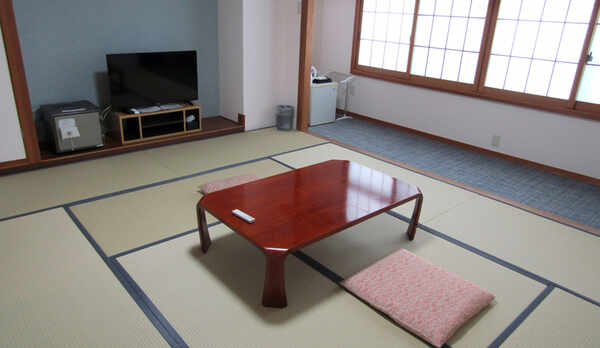 和室１０畳＋リバービュー小上がり２畳