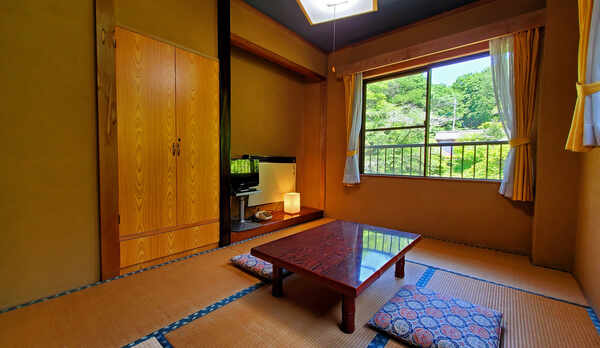 《6〜8畳和室》ほっこり純和室 