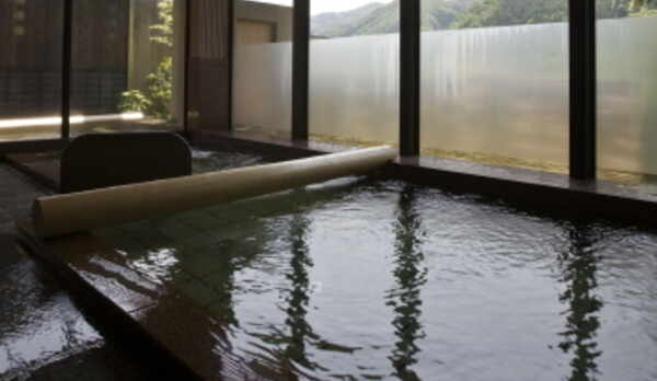 【厨八十八の大浴場】