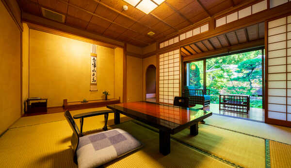 【客室Aタイプ/　光・浮舟　】滝の流れをBGMに♪