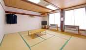 *和室10畳（一例）ファミリーやグループにおすすめのお部屋です。