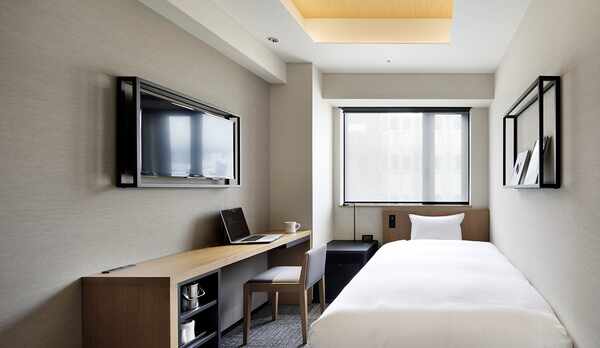 ◆シングル◆13平米【ベッド幅110cm&times;1】 シャワーブース、トイレ別