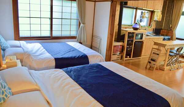 ベッドルーム　サイドから